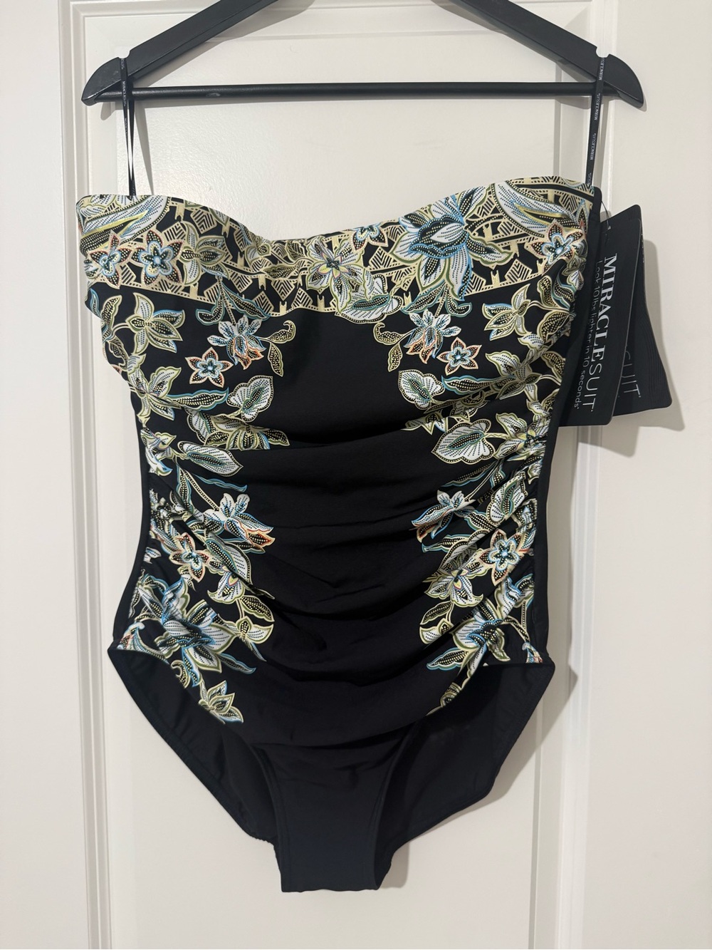 NWT Miraclesuit Avanti One-Piece